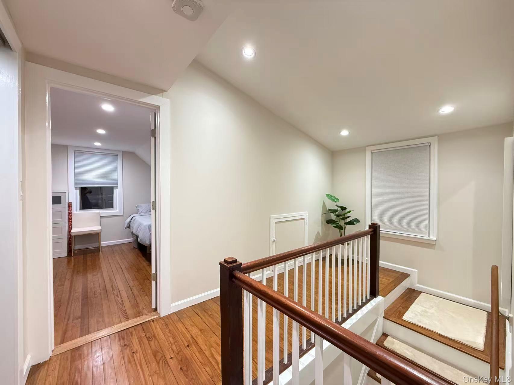 #19 photo, 55 Keller Street, Valley Stream , NY 11580