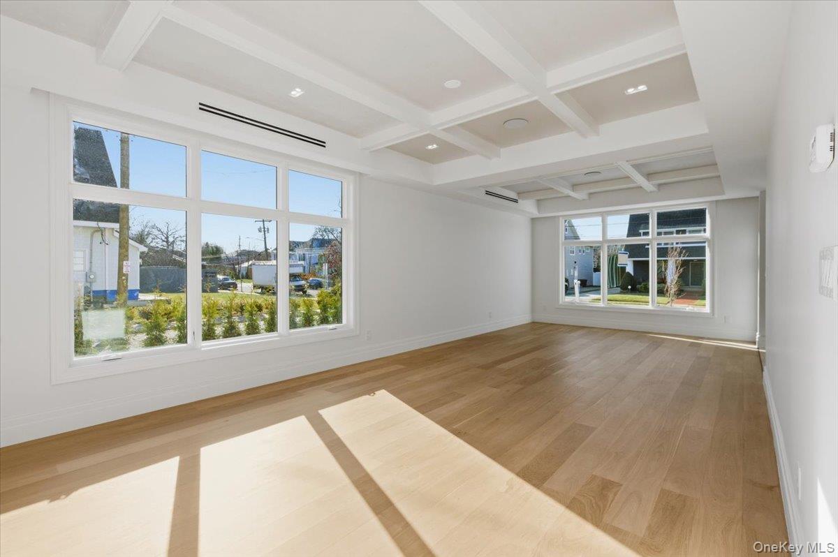 #10 photo, 132 Park Street, מחוז נסאו Woodmere , NY 11598