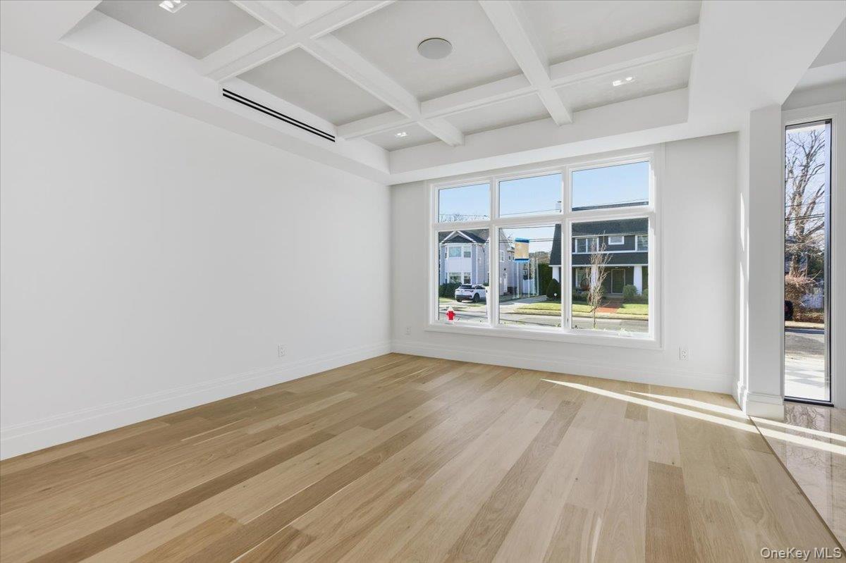 #11 photo, 132 Park Street, מחוז נסאו Woodmere , NY 11598