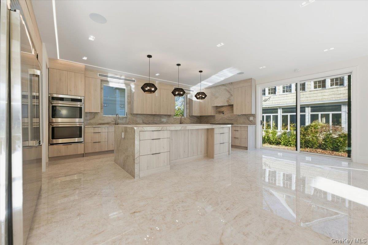 #14 photo, 132 Park Street, מחוז נסאו Woodmere , NY 11598