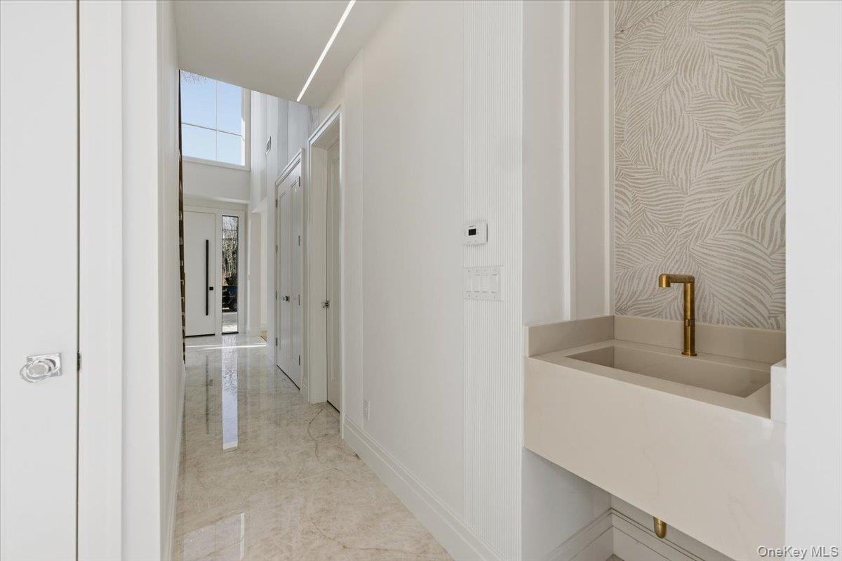 #7 photo, 132 Park Street, מחוז נסאו Woodmere , NY 11598