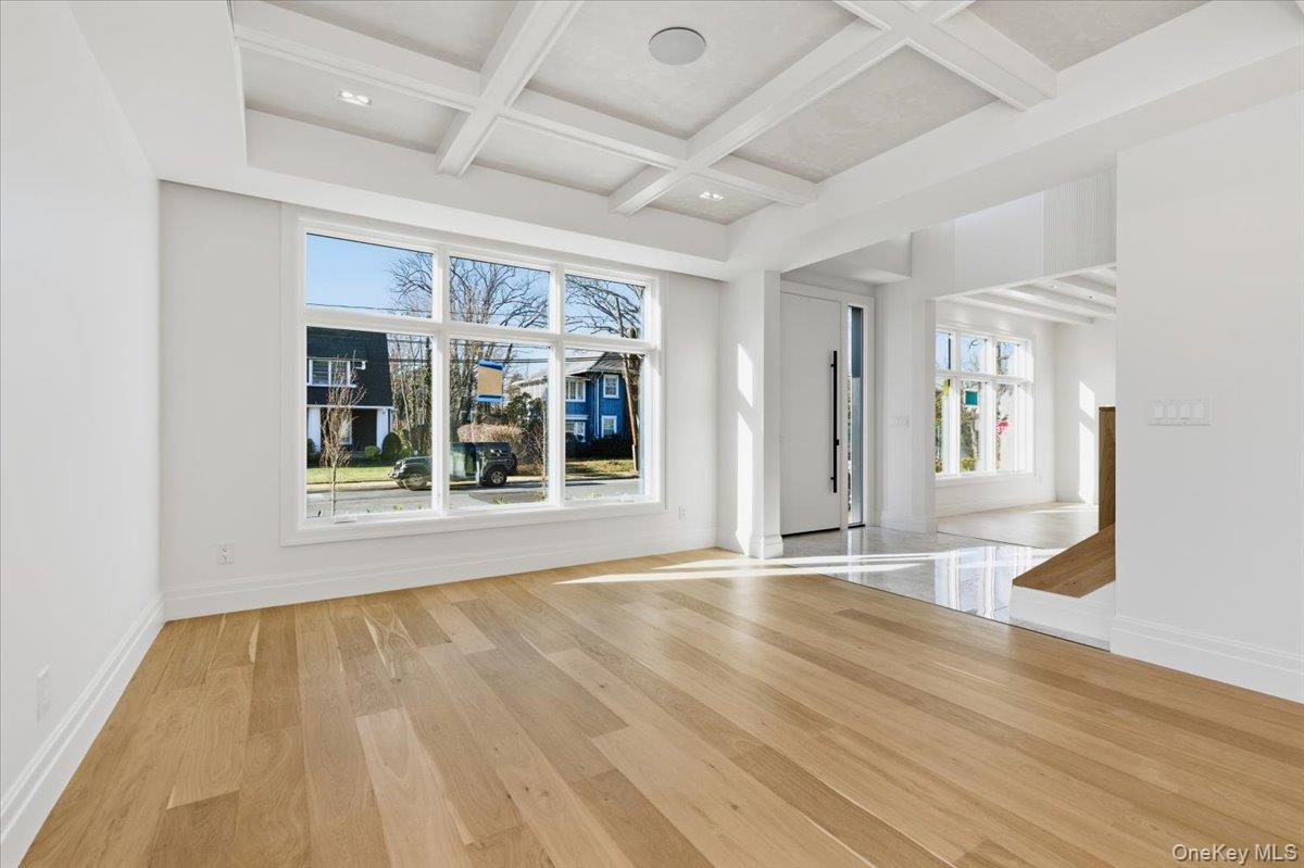 #8 photo, 132 Park Street, מחוז נסאו Woodmere , NY 11598