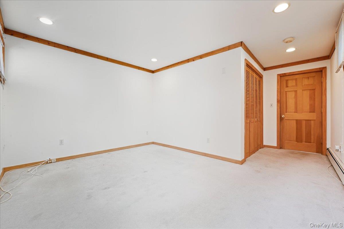 #14 photo, 2522 Hewlett Lane, Bellmore , NY 11710