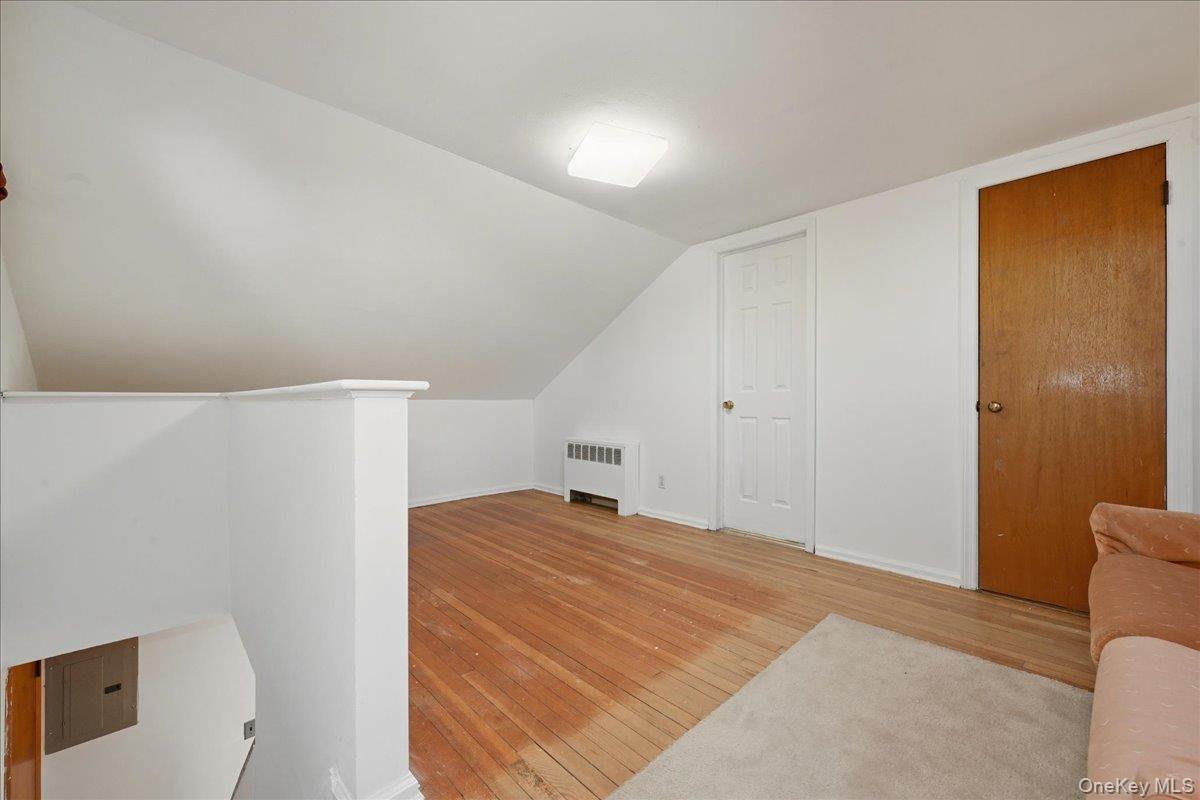 #16 photo, 2522 Hewlett Lane, Bellmore , NY 11710