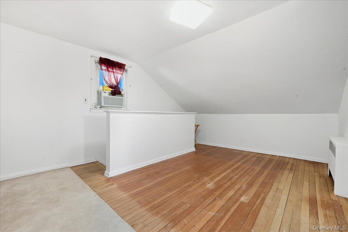 #17 photo, 2522 Hewlett Lane, Bellmore , NY 11710