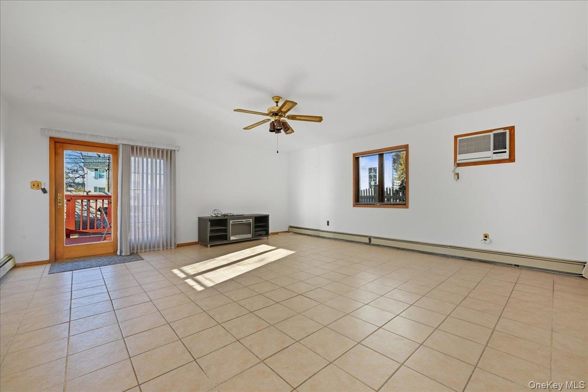 #6 photo, 2522 Hewlett Lane, Bellmore , NY 11710