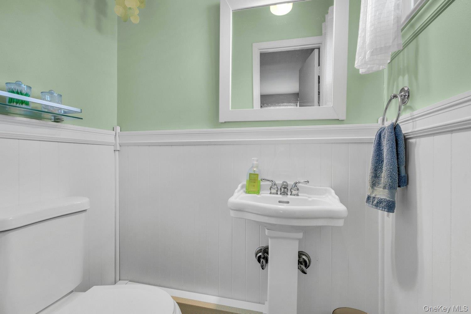 #19 photo, 128 Wyandanch Road, Саффолк ‖ Sayville , NY 11782