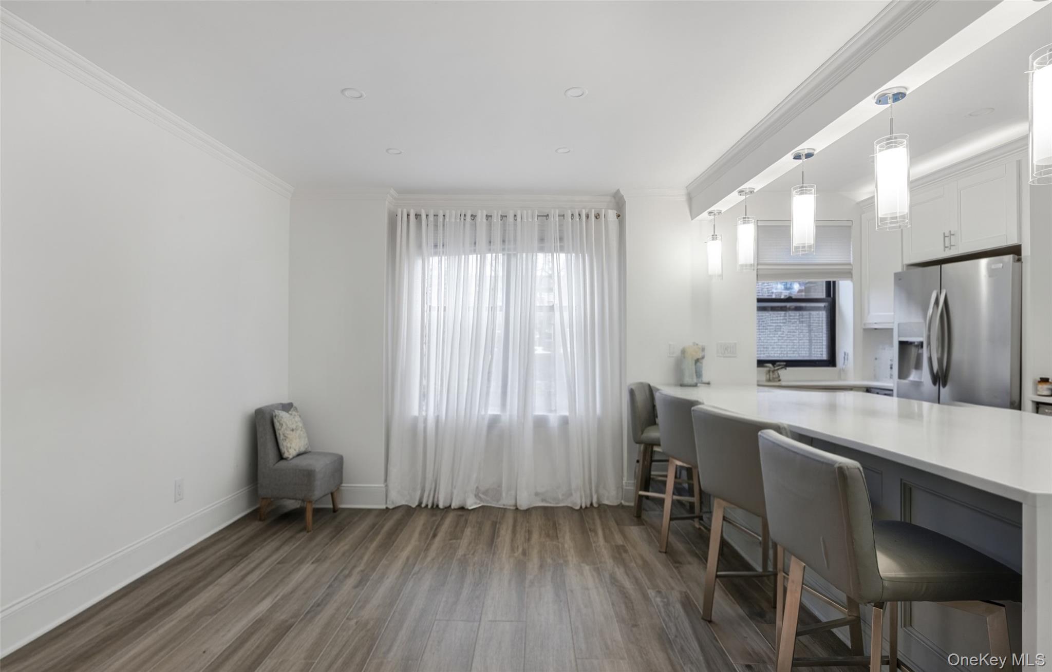 #6 photo, 1950 80th Street, कुईंस East Elmhurst , NY 11370