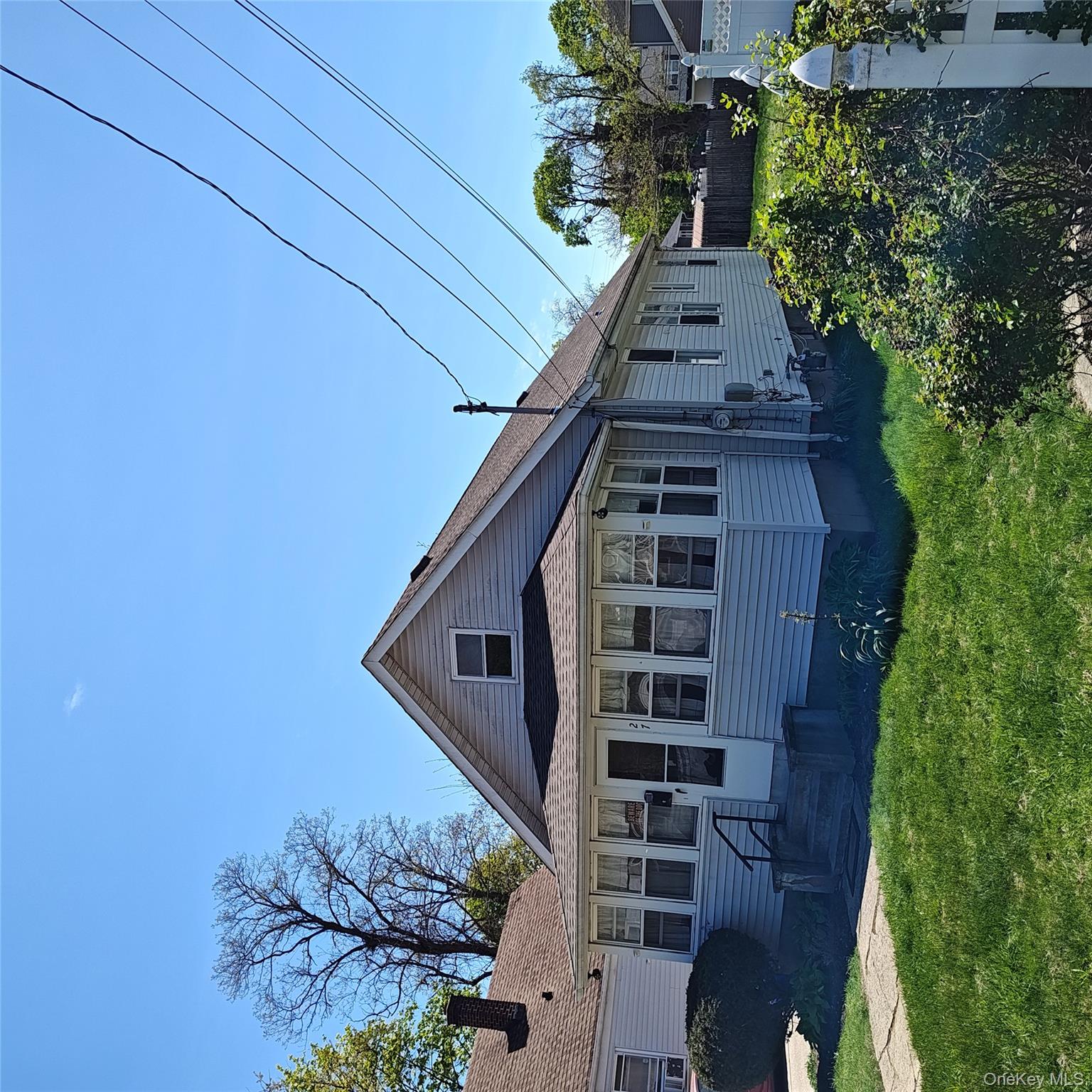 #2 photo, 27 Coolidge Avenue, Саффолк ‖ Amityville , NY 11701