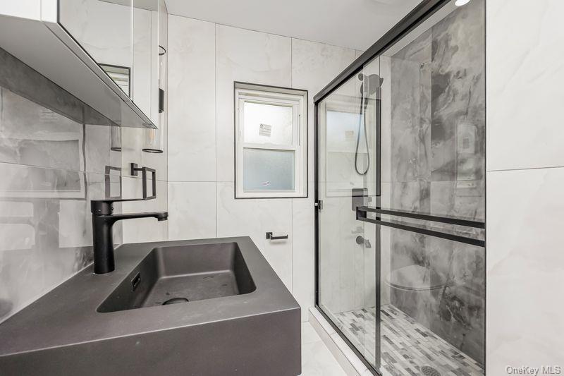 #19 photo, 335 Peninsula Boulevard, מחוז נסאו Cedarhurst , NY 11516