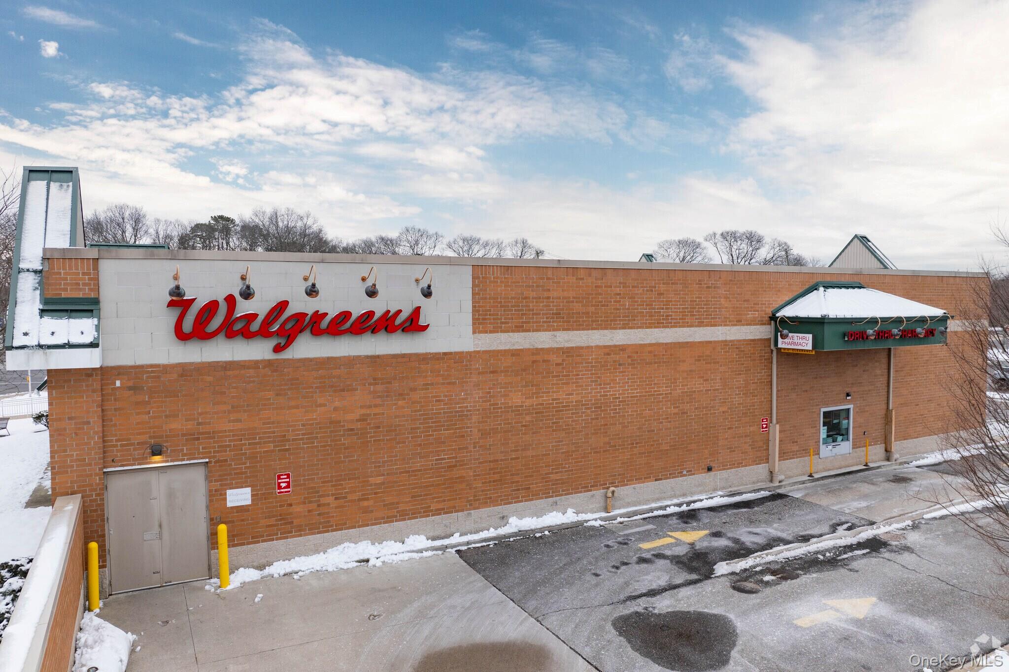 #15 photo, 863 Montauk Highway, سوفولك Shirley , NY 11967