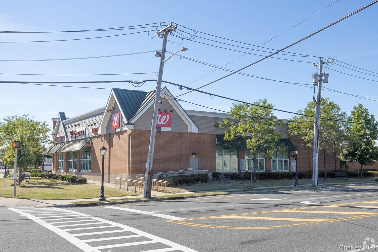 #6 photo, 863 Montauk Highway, سوفولك Shirley , NY 11967