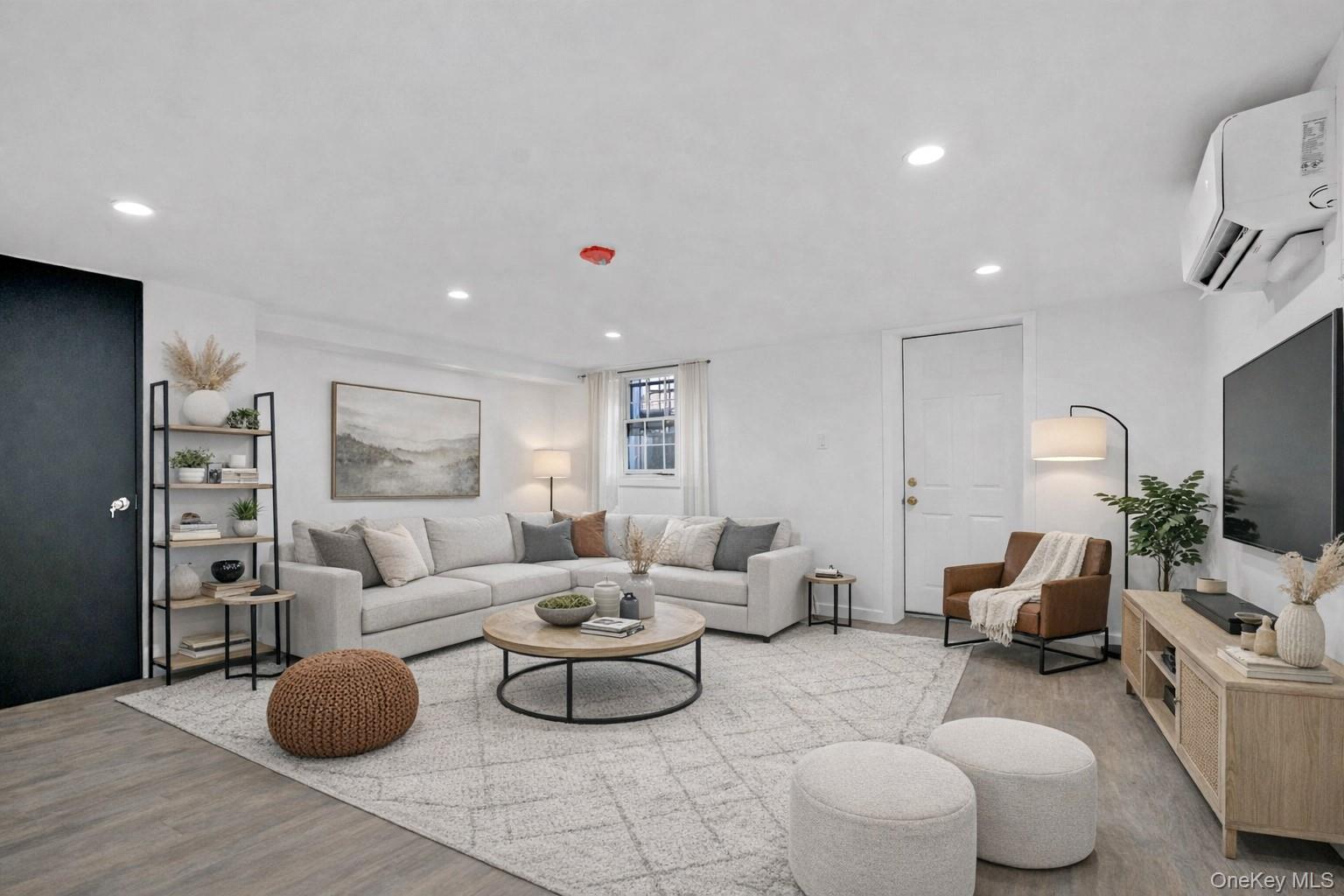 #7 photo, 145-36 159th Street, קווינס Jamaica , NY 11434