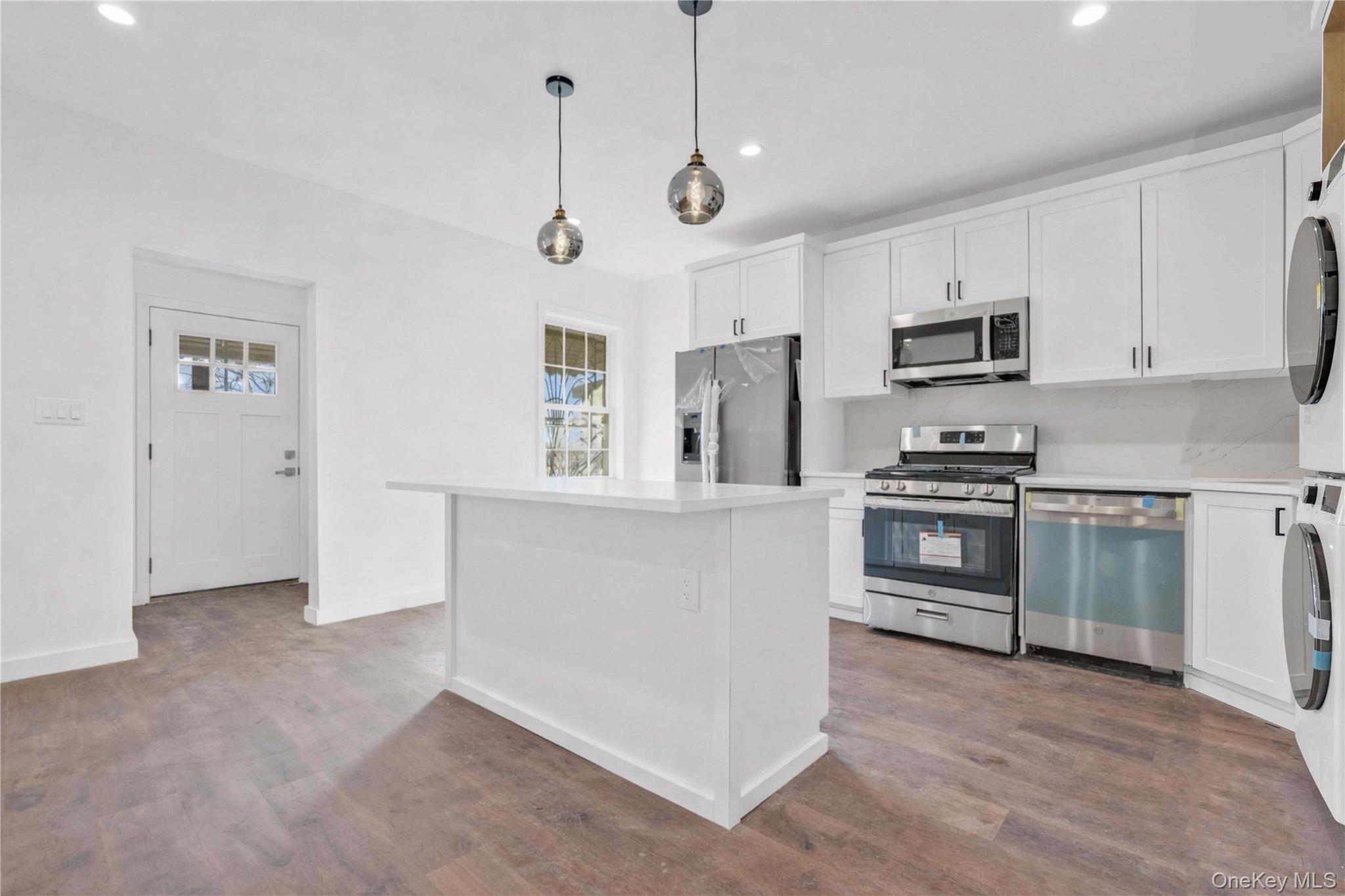 #8 photo, 145-36 159th Street, קווינס Jamaica , NY 11434