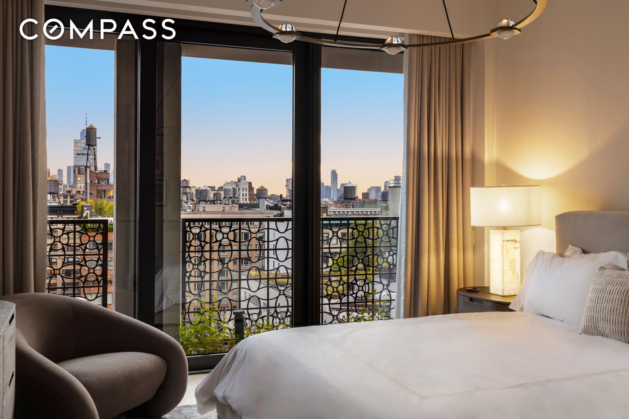 #18 photo, 39 W 23rd Street, מנהטן Flatiron , NY 10010