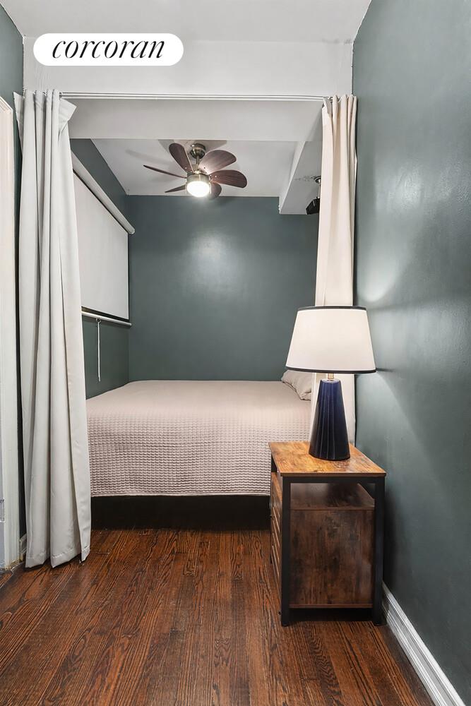 #6 photo, 333 W 56TH Street, Hell's Kitchen , NY 10019