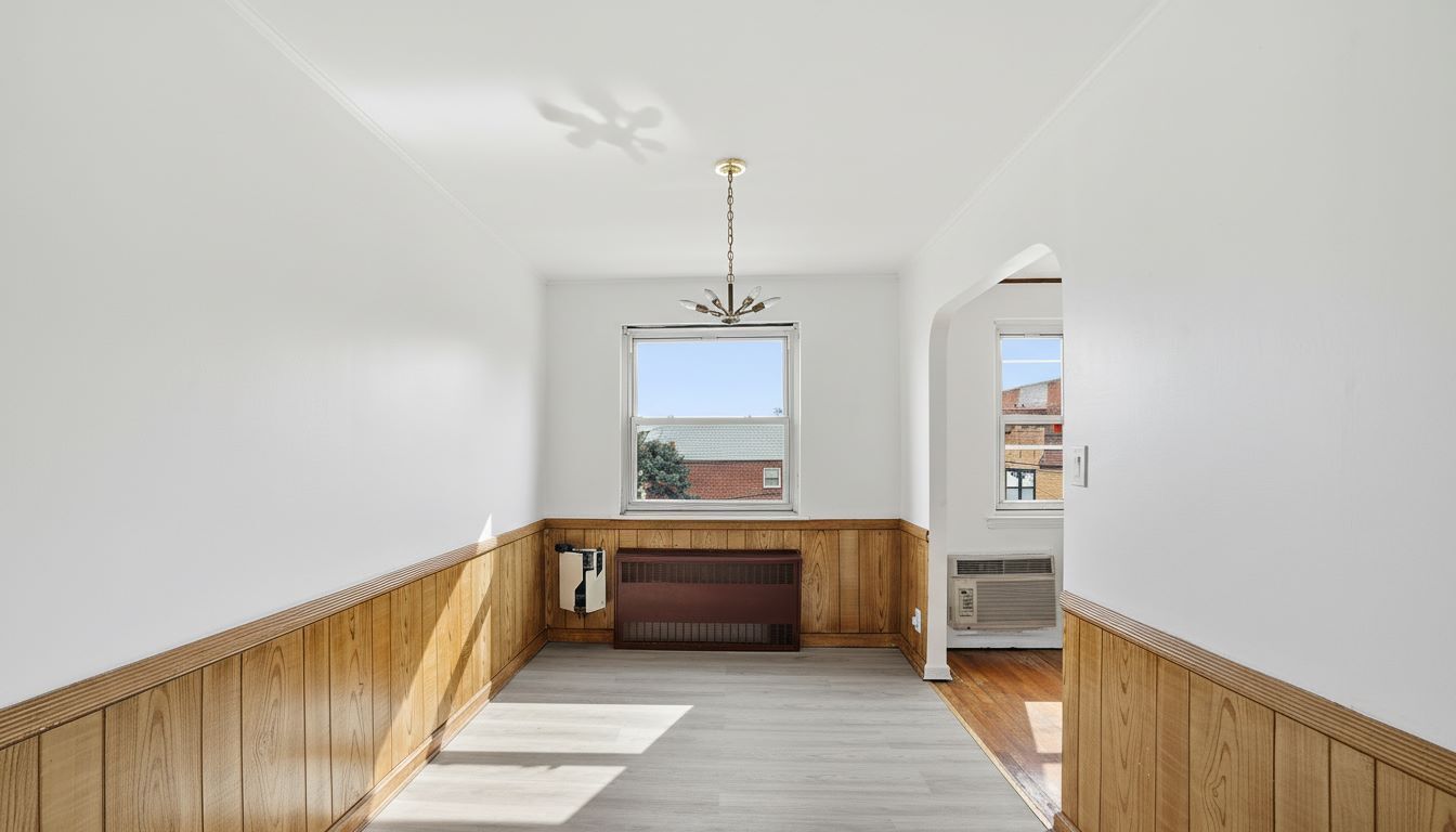 #10 photo, 61-82 56th Street, 뉴욕퀸즈 Maspeth , NY 11378