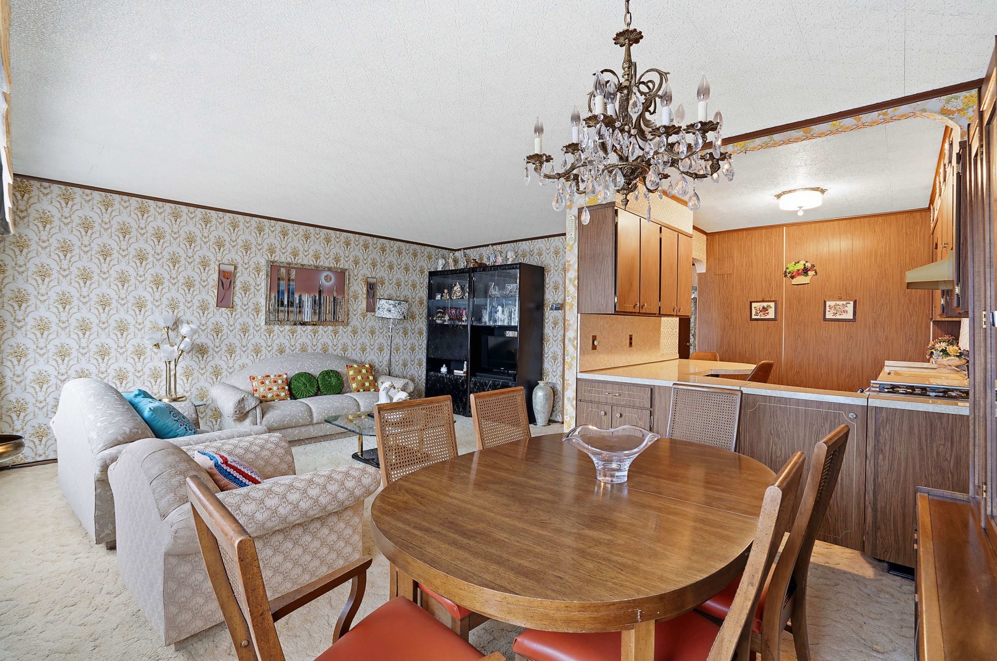 #18 photo, 61-82 56th Street, 뉴욕퀸즈 Maspeth , NY 11378