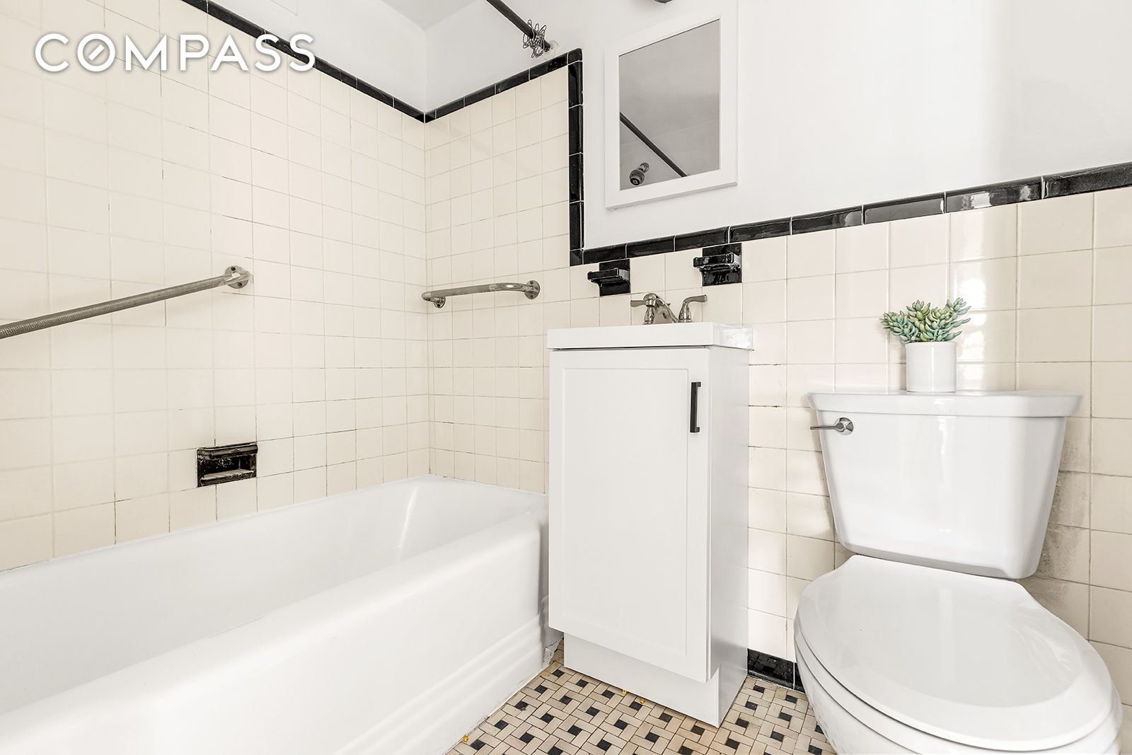 #6 photo, 100 Remsen Street, Бруклин ‖ Brooklyn Heights , NY 11201