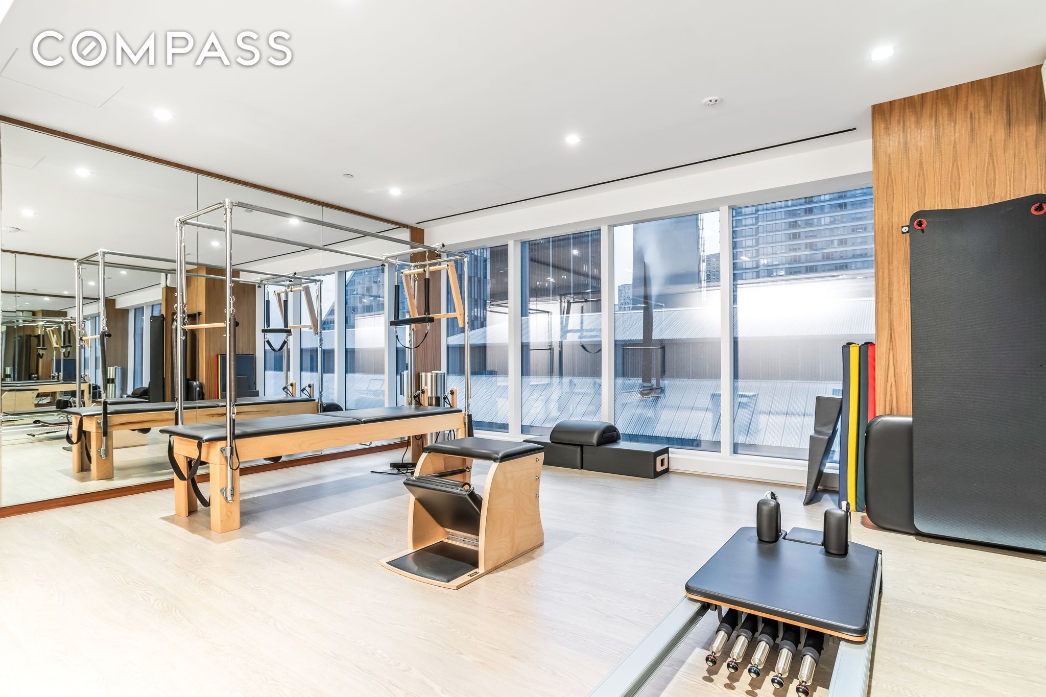 #19 photo, 1 W End Avenue, مانهاتن Upper West Side , NY 10023