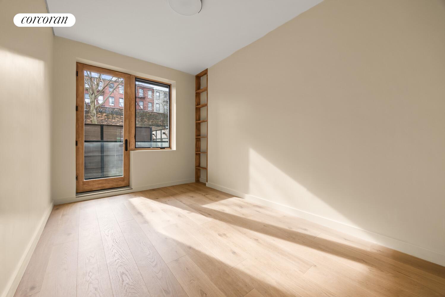 #8 photo, 598 STERLING Place, הברונקס Crown Heights , NY 11238