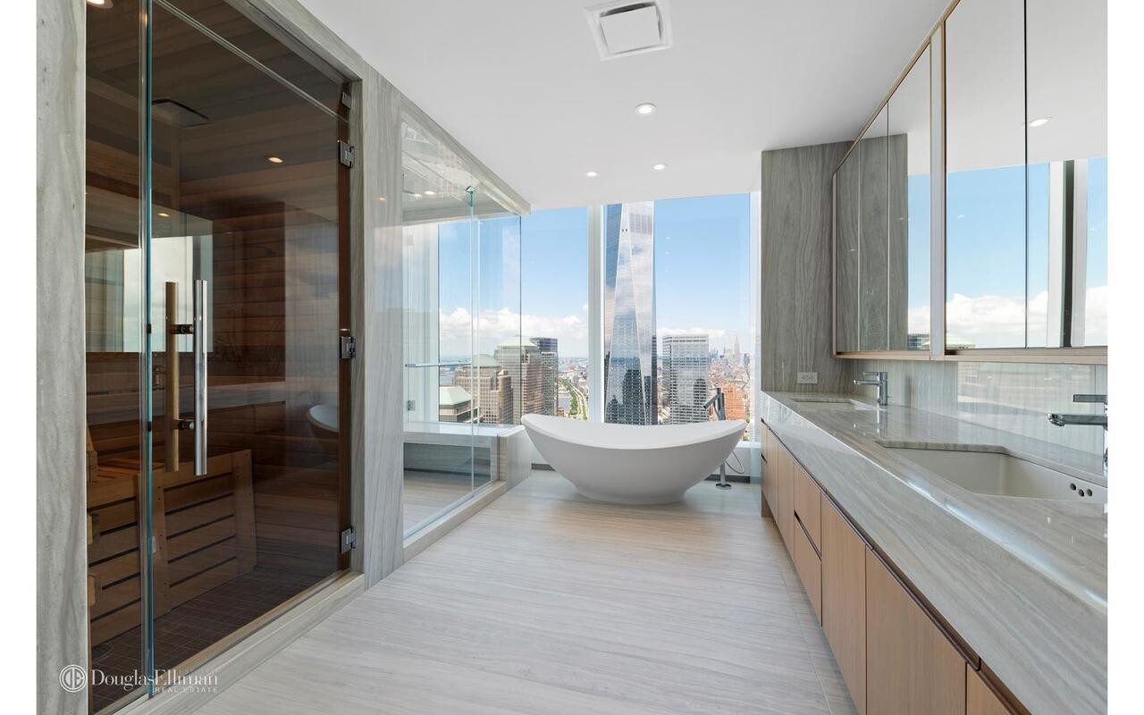 #10 photo, 50 WEST Street, Financial District , NY 10006