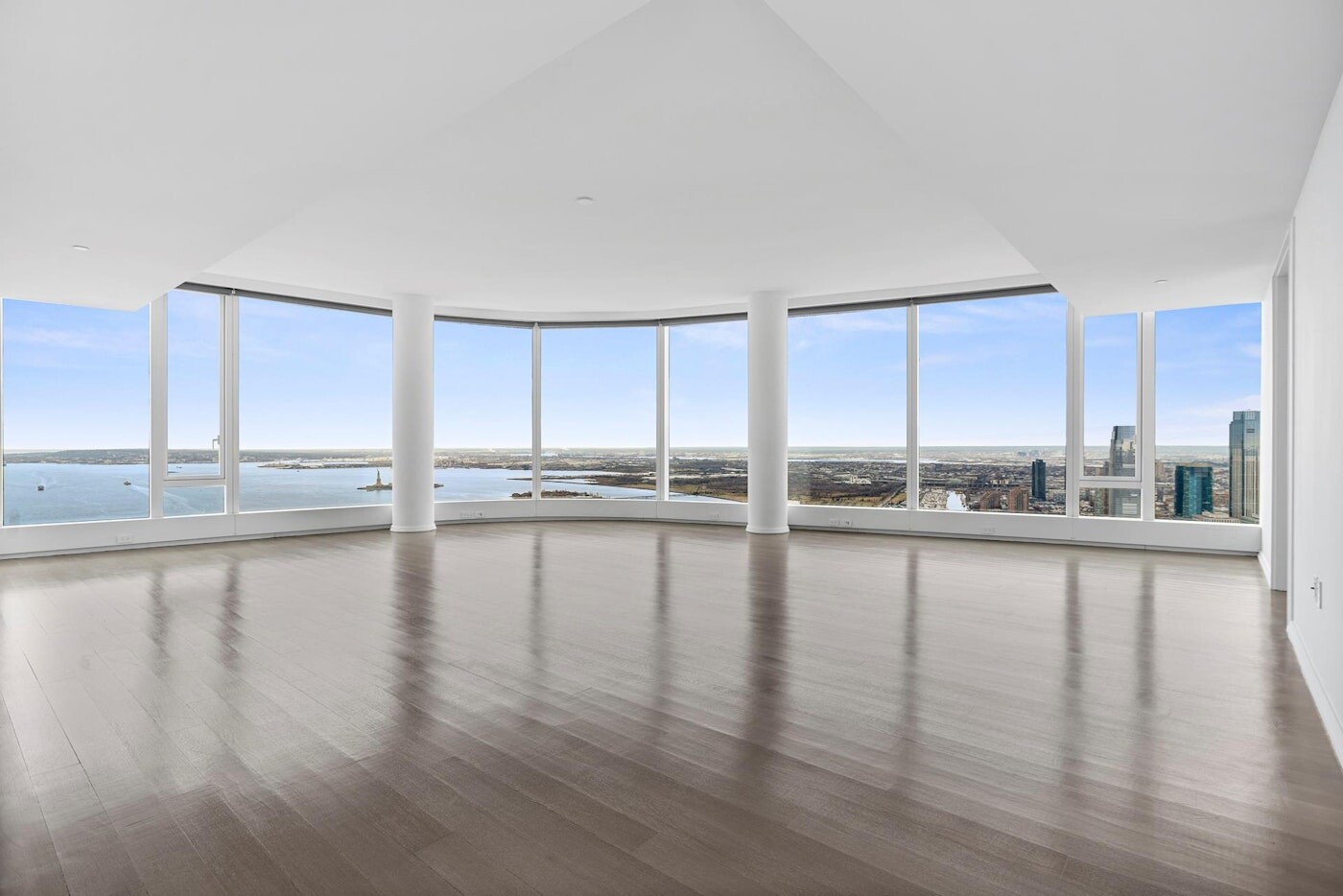 #4 photo, 50 WEST Street, Financial District , NY 10006