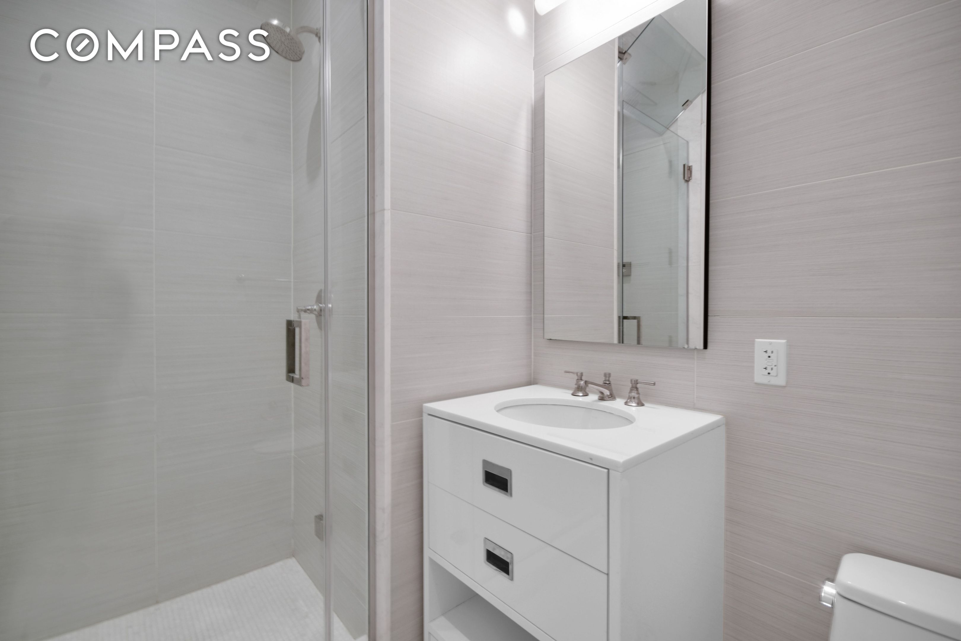 #10 photo, 305 E 85th Street, Upper East Side , NY 10028