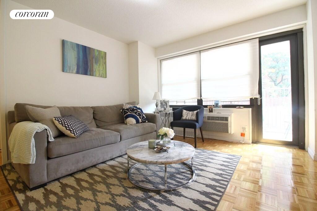 #1 photo, New York City, Upper West Side , NY 10024