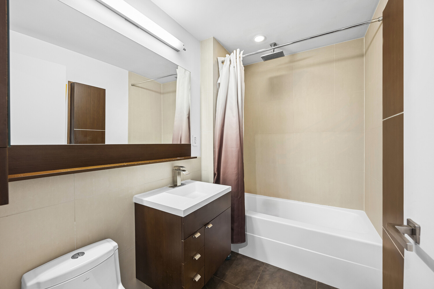 #7 photo, 148 E 24TH Street, 맨해튼 Kips Bay , NY 10010