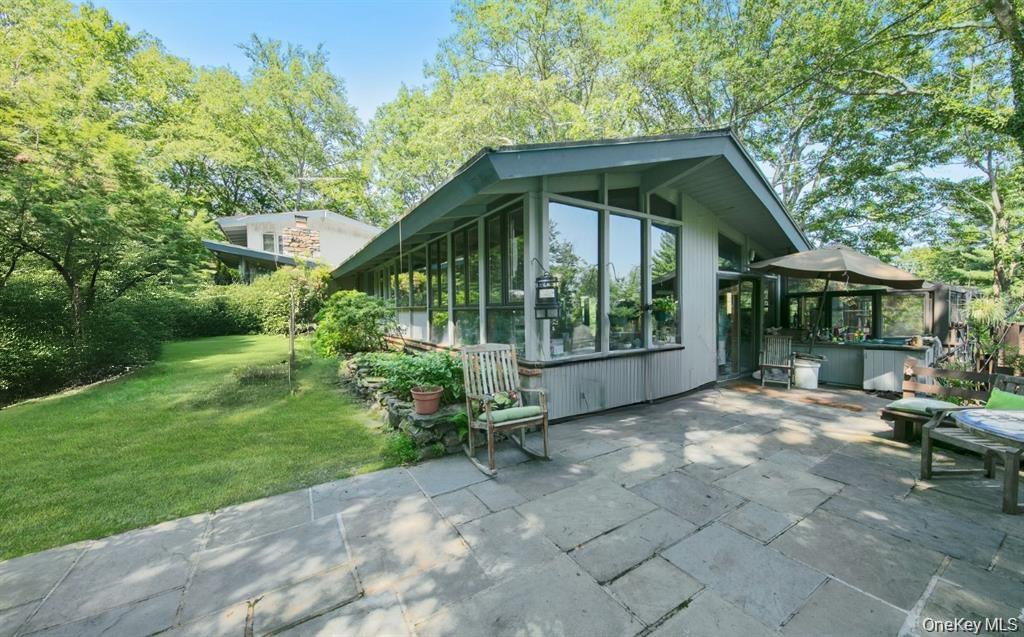 #4 photo, 35 Saxon Woods Road, White Plains , NY 10605