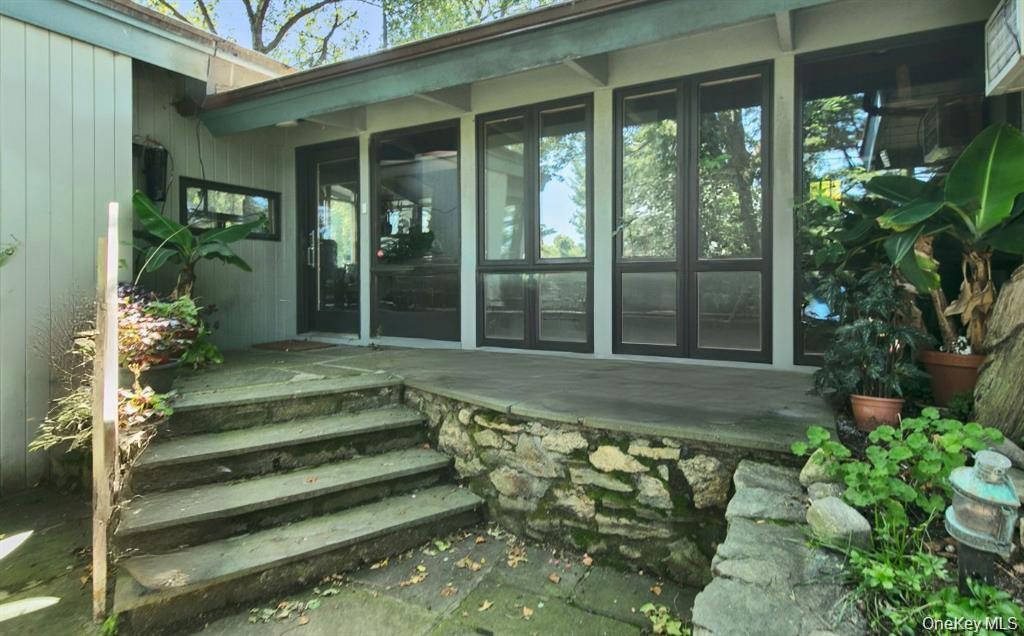 #5 photo, 35 Saxon Woods Road, White Plains , NY 10605