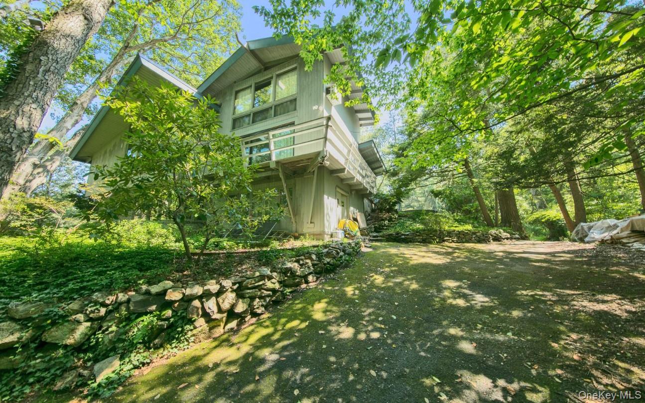 #6 photo, 35 Saxon Woods Road, White Plains , NY 10605