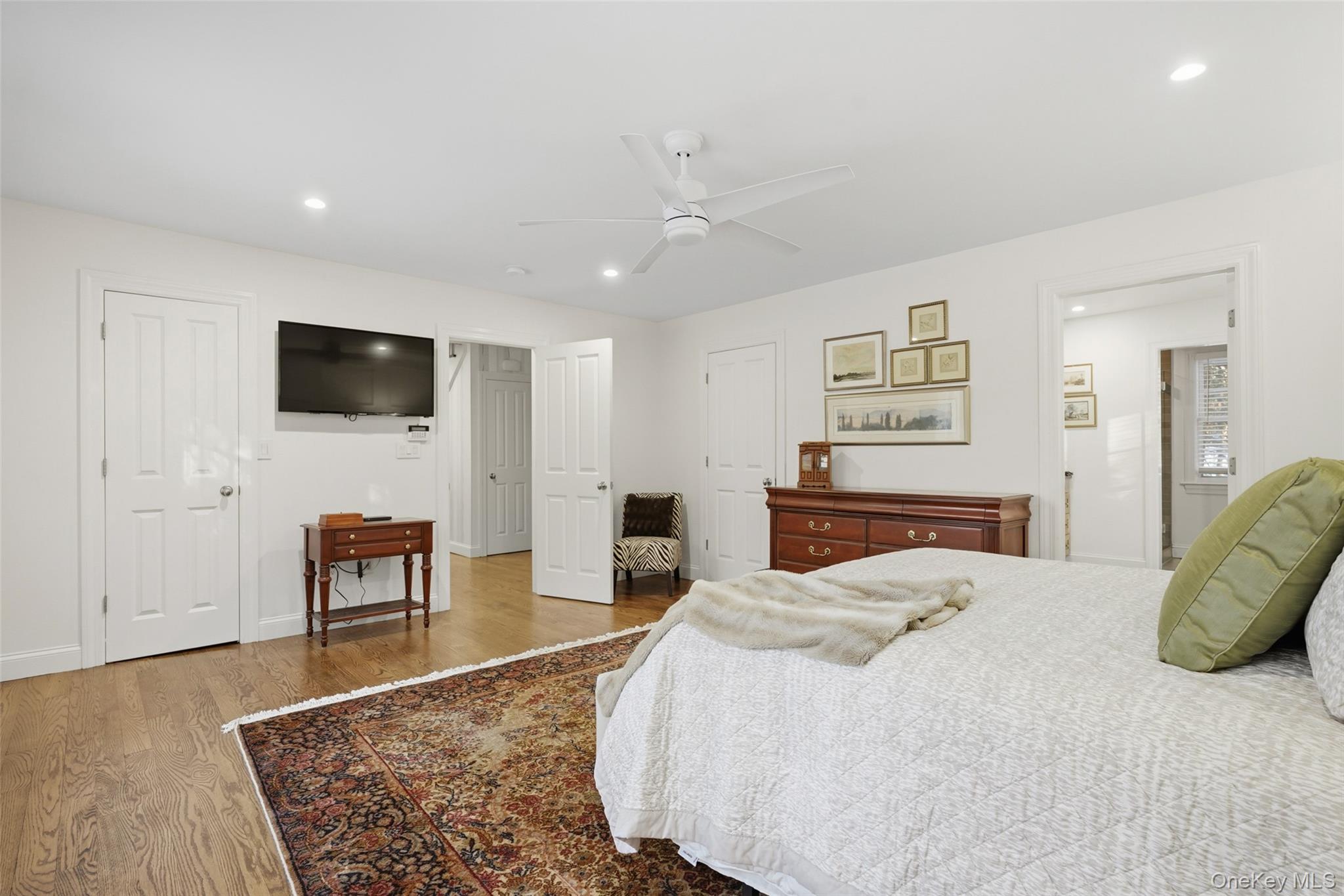 #17 photo, 19 Sherwood Road, Pound Ridge , NY 10576