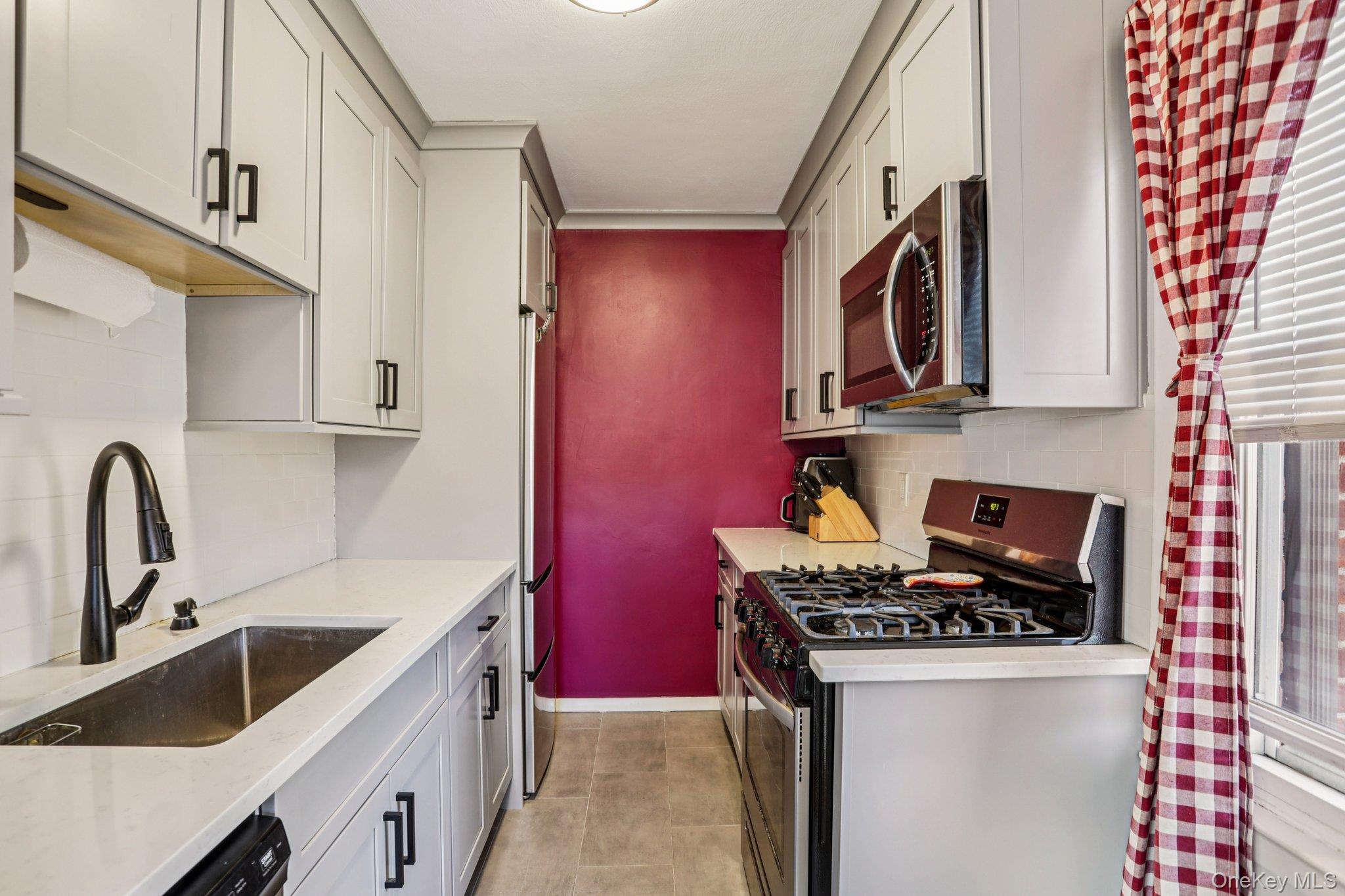 #12 photo, 66 Manville Road, Pleasantville , NY 10570