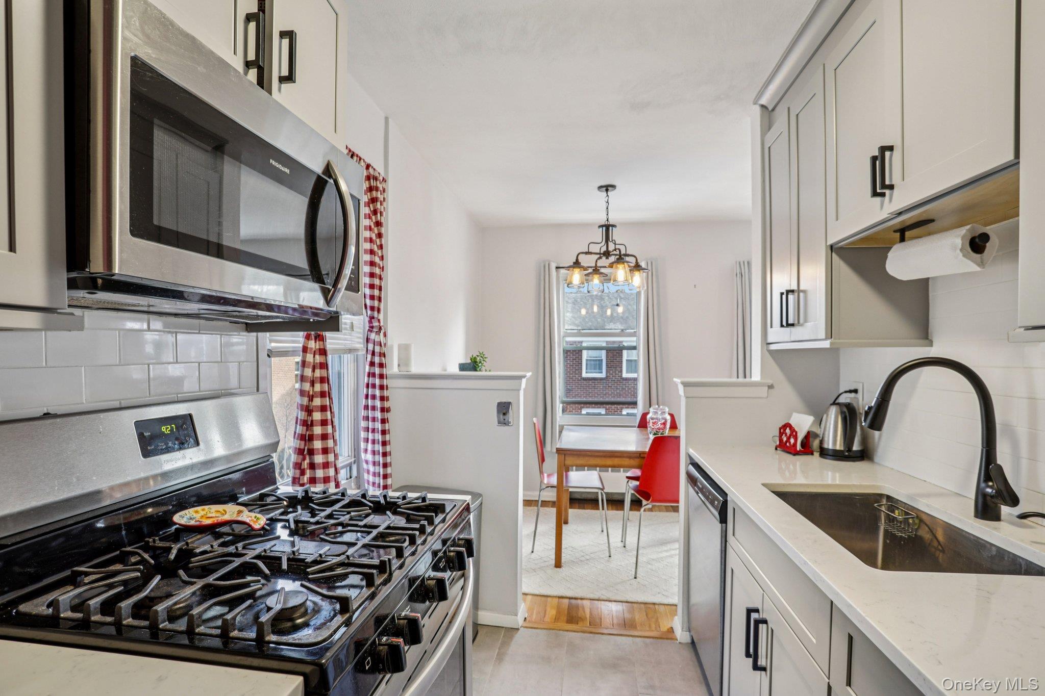 #13 photo, 66 Manville Road, Pleasantville , NY 10570