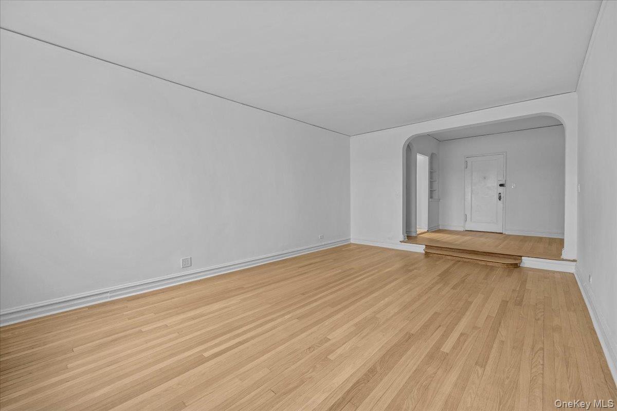 #9 photo, 3810 Greystone Avenue, 브롱크스 Bronx , NY 10463