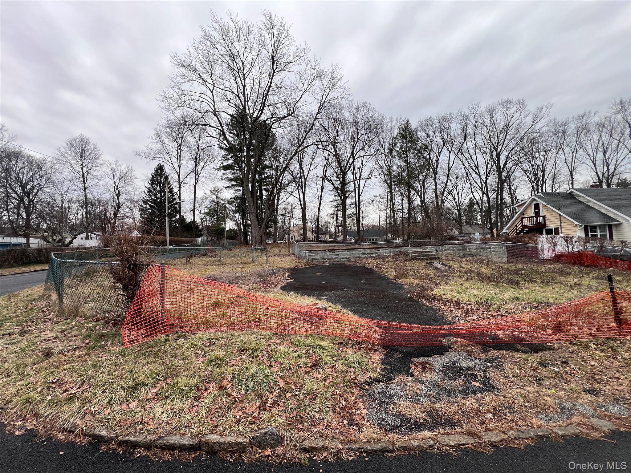 #8 photo, 22 Tomahawk Drive, White Plains , NY 10603