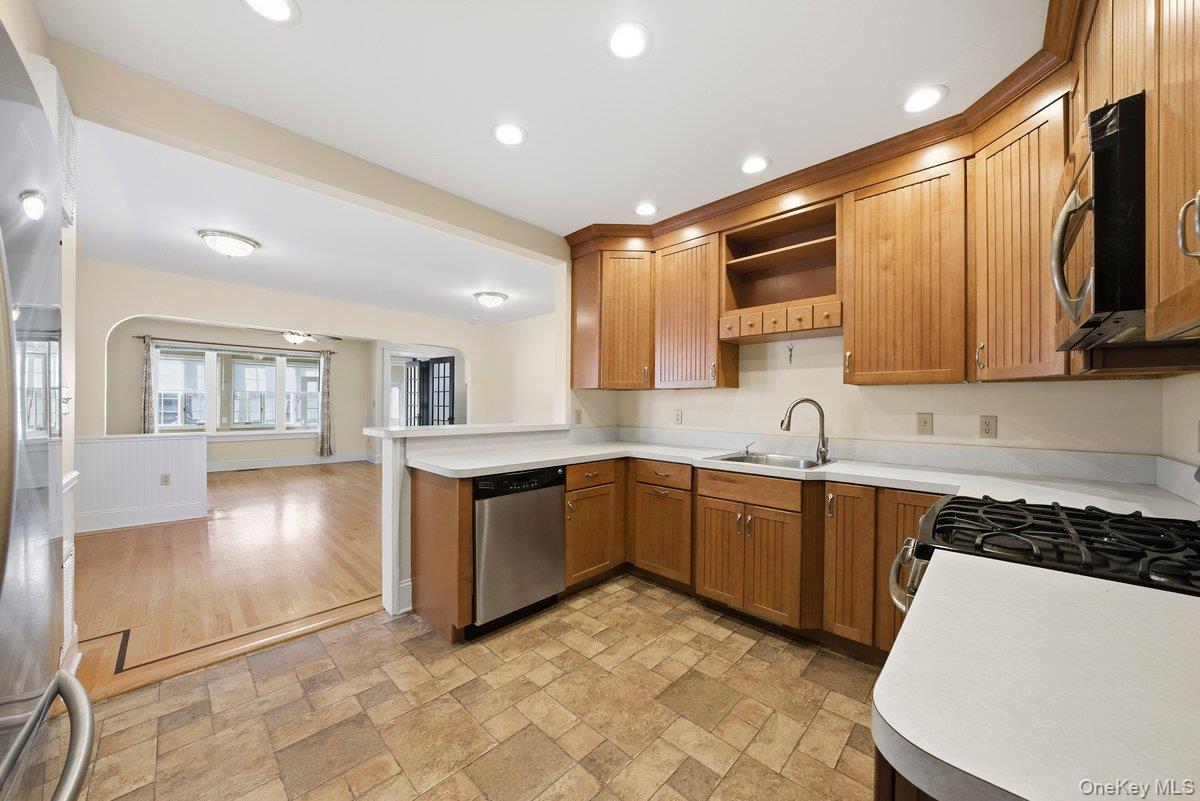 #8 photo, 4376 Katonah Avenue, ब्रोंक्स Bronx , NY 10470