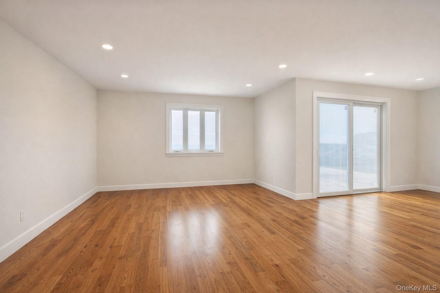 #12 photo, 20 Nesheiwat, 纽约州 Lagrangeville , NY 12540