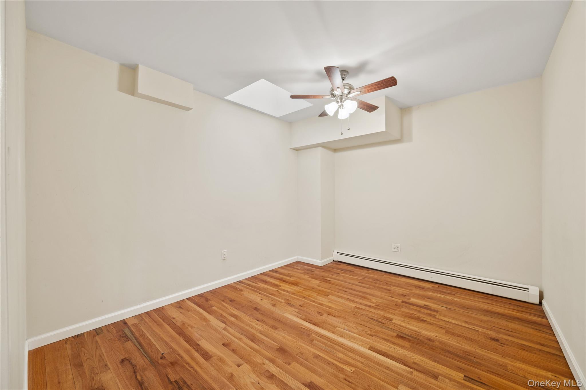 #12 photo, 10 Pennyfield Ave Avenue, Bronx , NY 10465