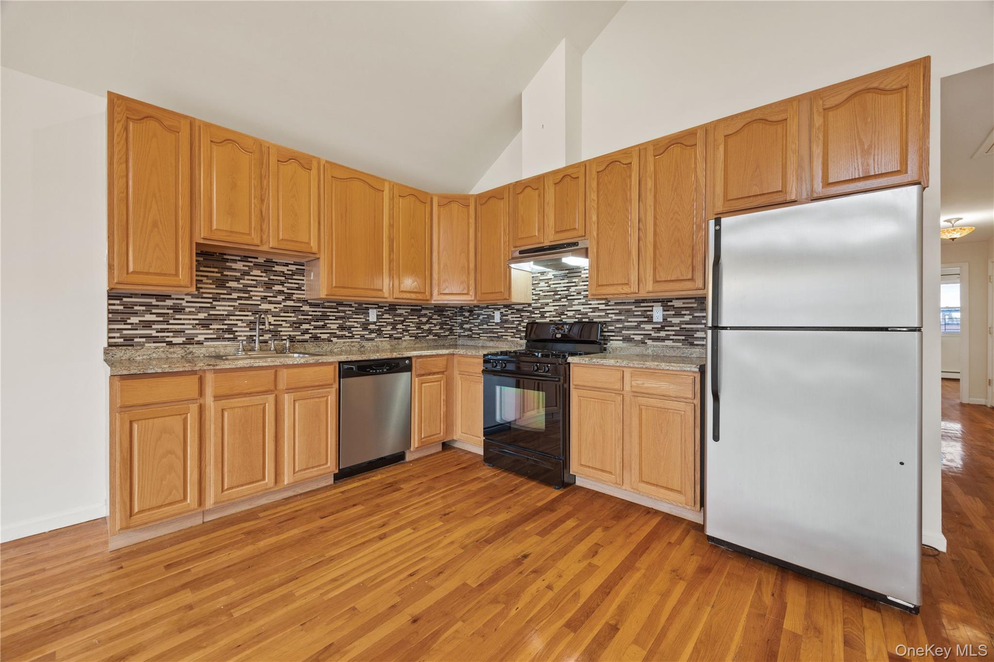 #7 photo, 10 Pennyfield Ave Avenue, Bronx , NY 10465