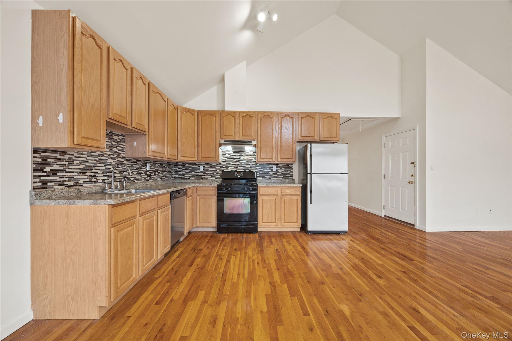 #9 photo, 10 Pennyfield Ave Avenue, Bronx , NY 10465