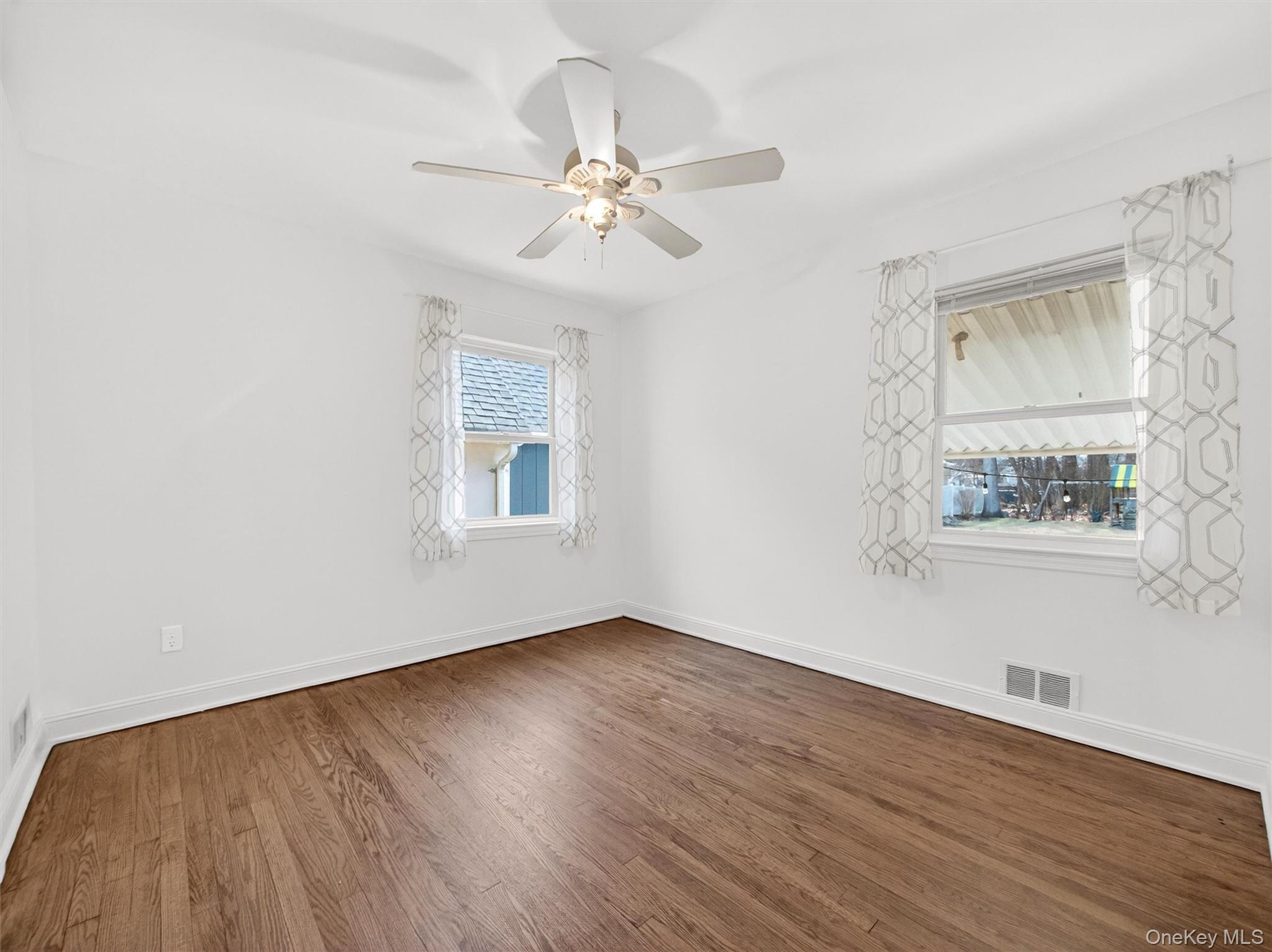 #14 photo, 180 W Washington Avenue, Pearl River , NY 10965