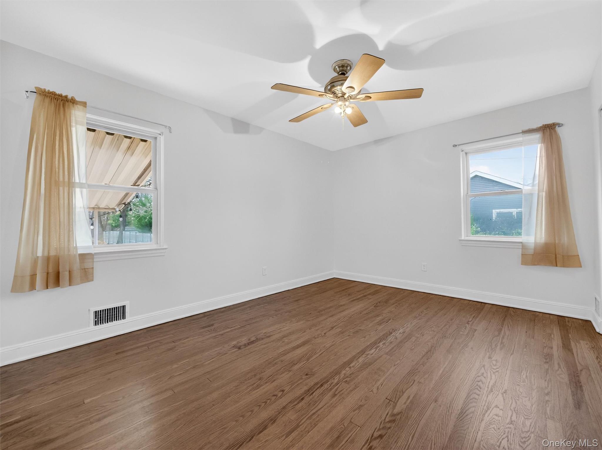 #18 photo, 180 W Washington Avenue, Pearl River , NY 10965