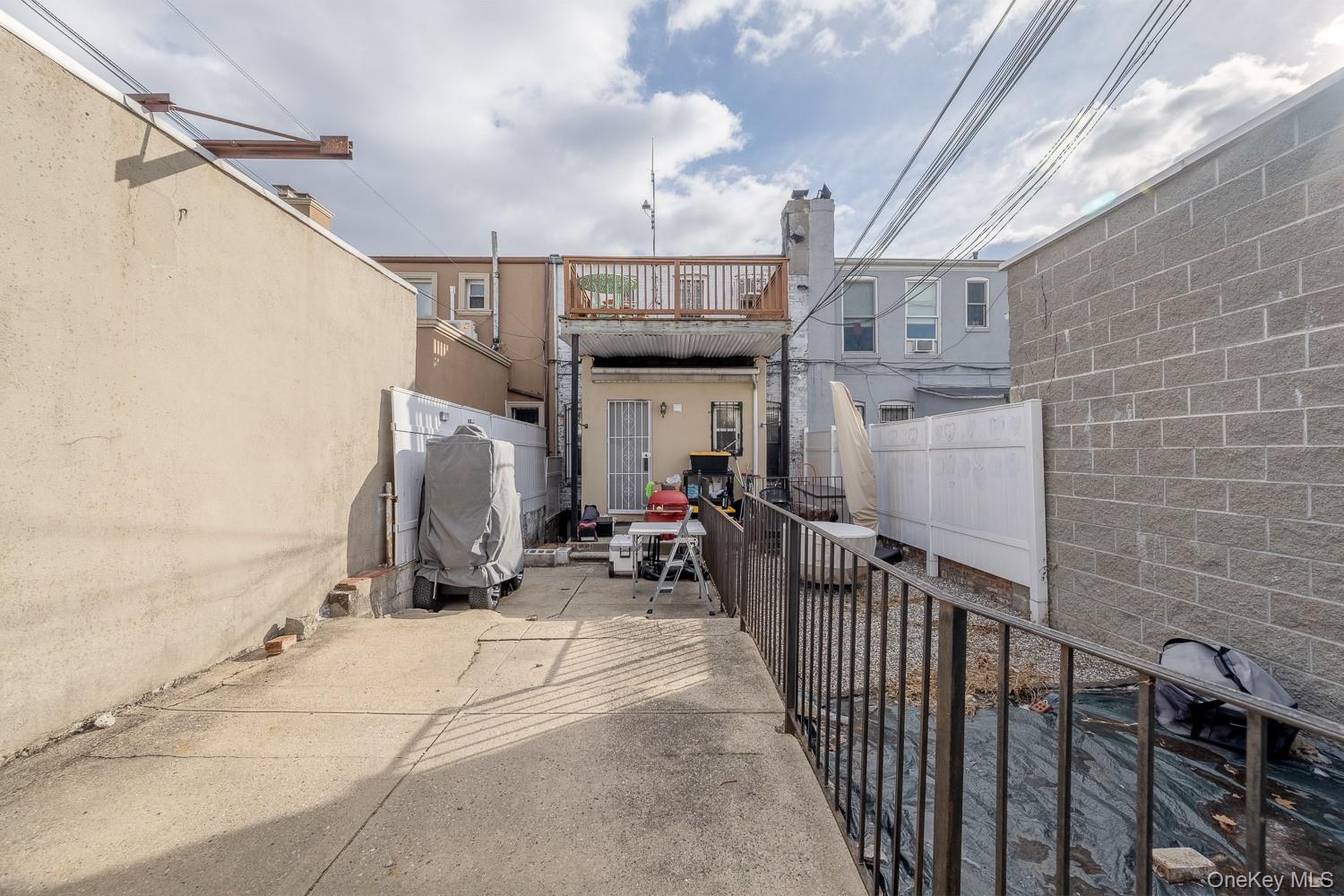 #15 photo, 23-36 36th Street, Куинс ‖ Astoria , NY 11105