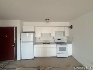 #9 photo, 122-02 25th Road, Flushing , NY 11354