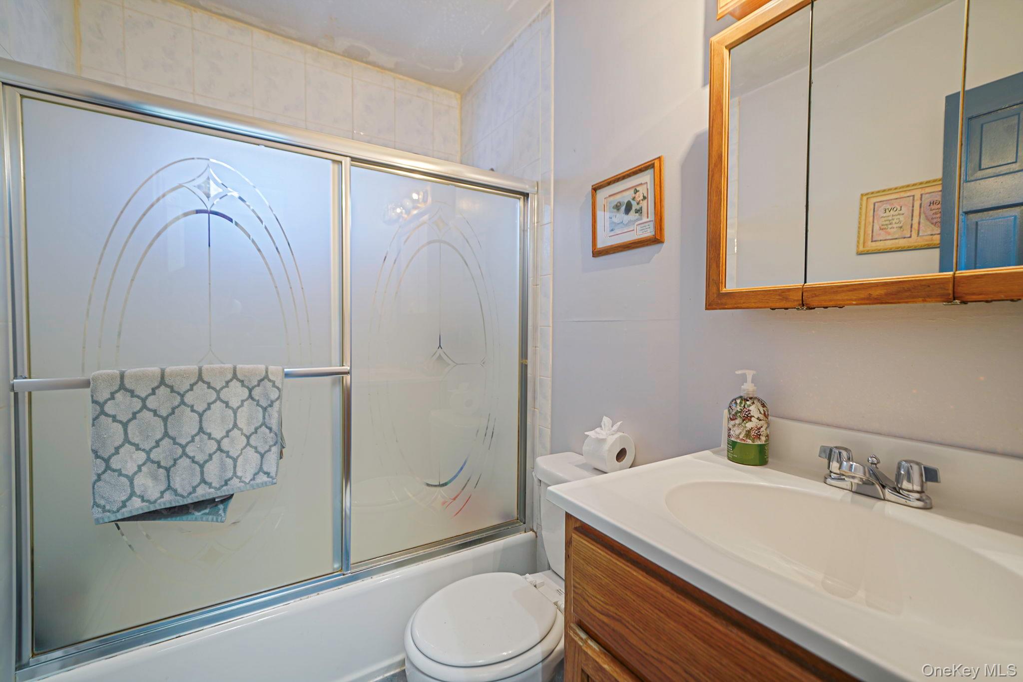 #11 photo, 9 Maple Road, Middle Island , NY 11953