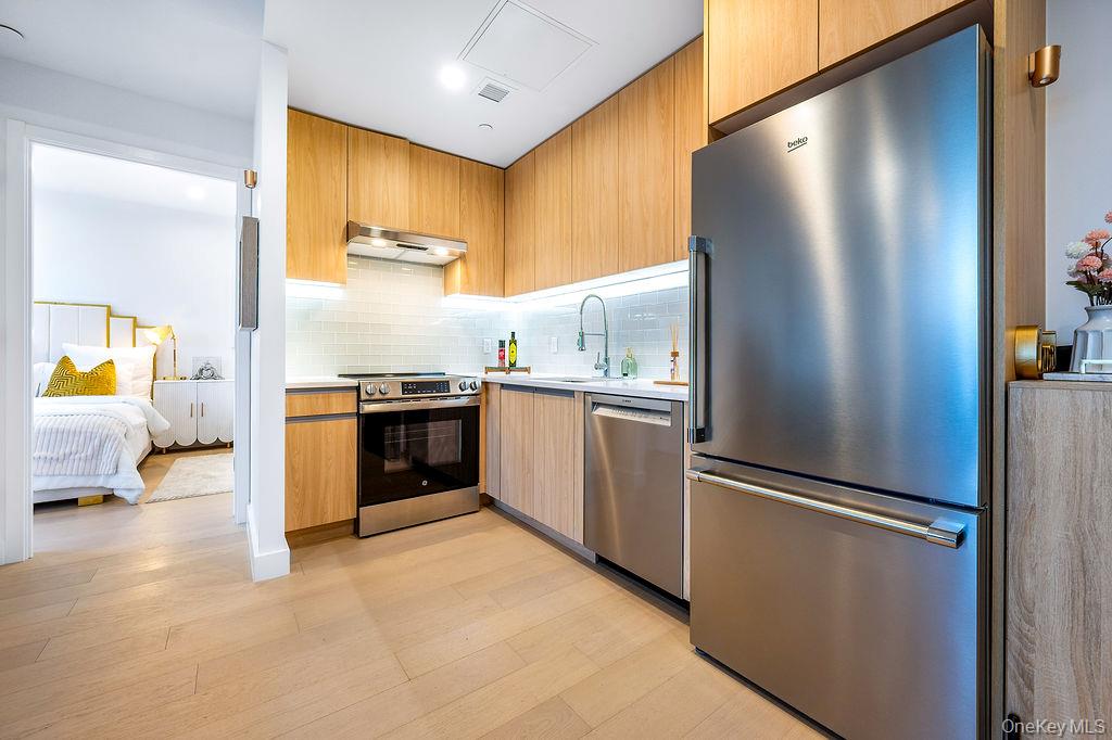 #7 photo, 150-02 Northern Blvd, קווינס Flushing , NY 11354