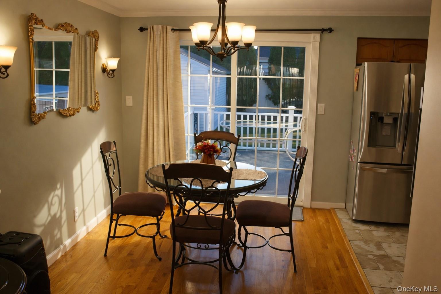 #7 photo, 1696 Francis Drive, नासाउ काउंटी East Meadow , NY 11554